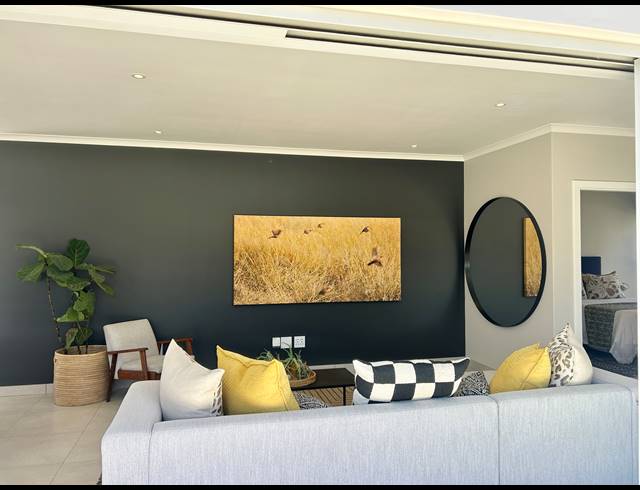 2 BEDROOM SIMPLEX FOR SALE IN SHEFFIELD BEACH